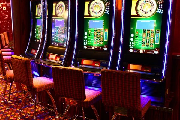 pt777 Browse Casino Tables And Game Rooms
